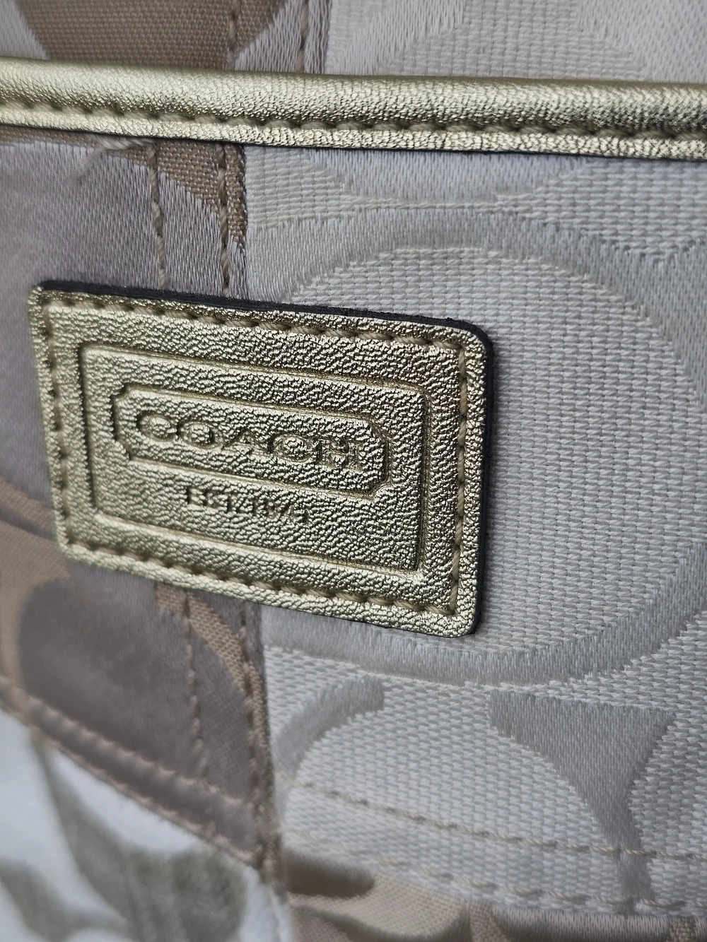 Coach Patch Patchwork Signature Crossbody Bag in Neutral Beige - Picture 4 of 16